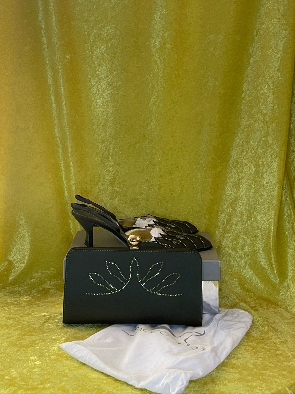 Green  Sacco Sling back heel and Clutch set